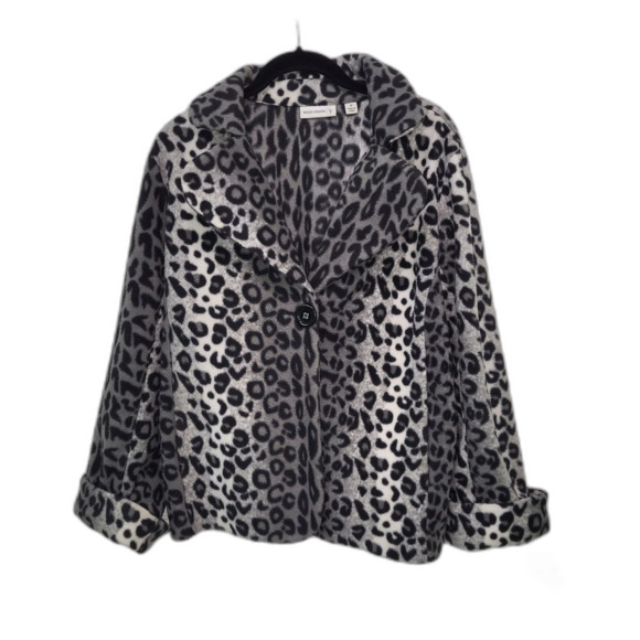 Susan Graver Black and White Leopard Print Jacket - Picture 1 of 5
